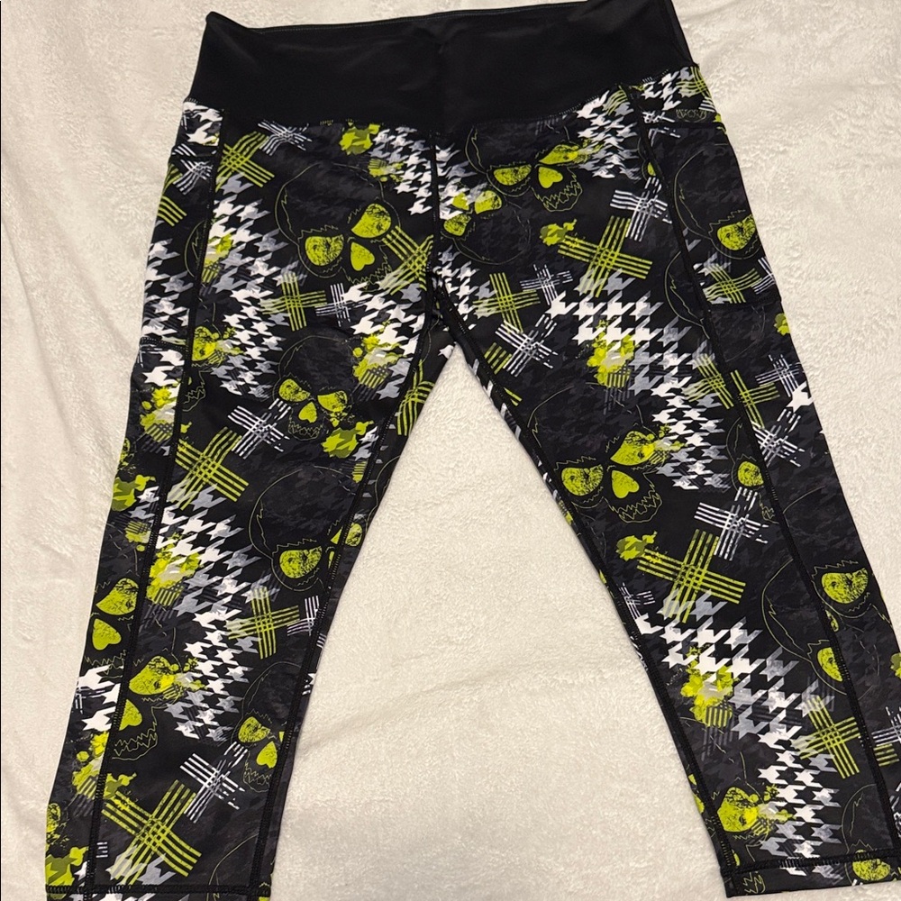 Constantly Varied Gear Capri Skull Leggings - Black and Yellow - XL